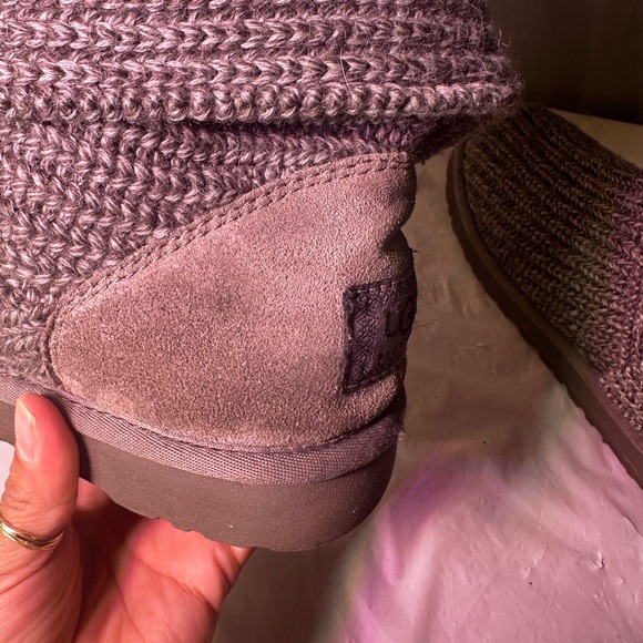 UGG Gray Knit Heeled Boots - Picture 11 of 14
